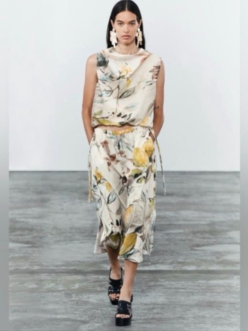 Zara Cream Floral & Lemon Print Midi Skirt